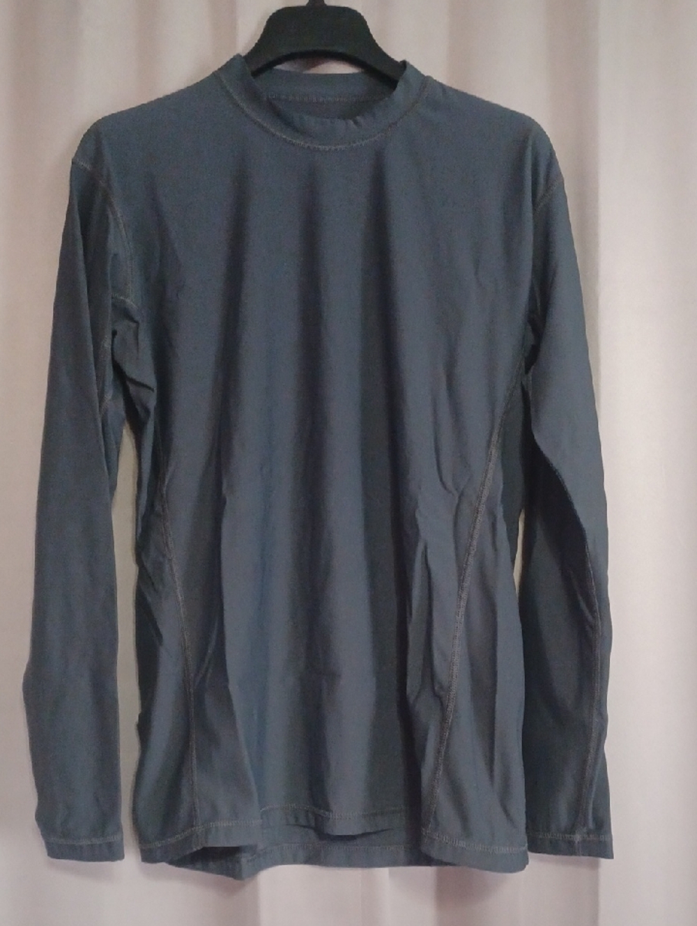 Swim Shirts For Men Gray Long Sleeve Crewneck Rash Guard UPF Protection Tagless